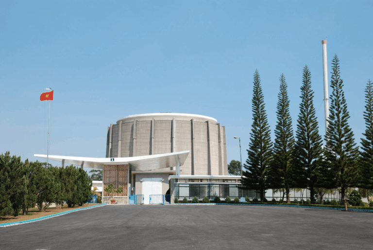 ⚛️ «Росатом» завершил поставку ядерного топлива для Далатского исследовательского реактора во Вьетнаме